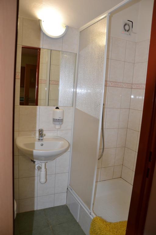 Zrcadlova Koza Turnov