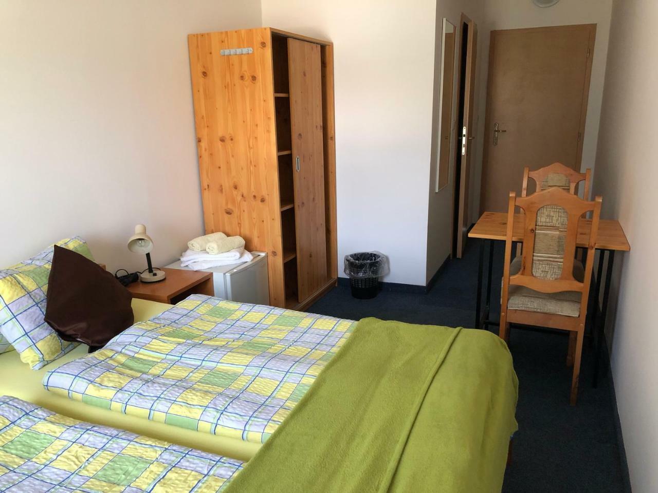 Zrcadlova Koza Guest house Turnov